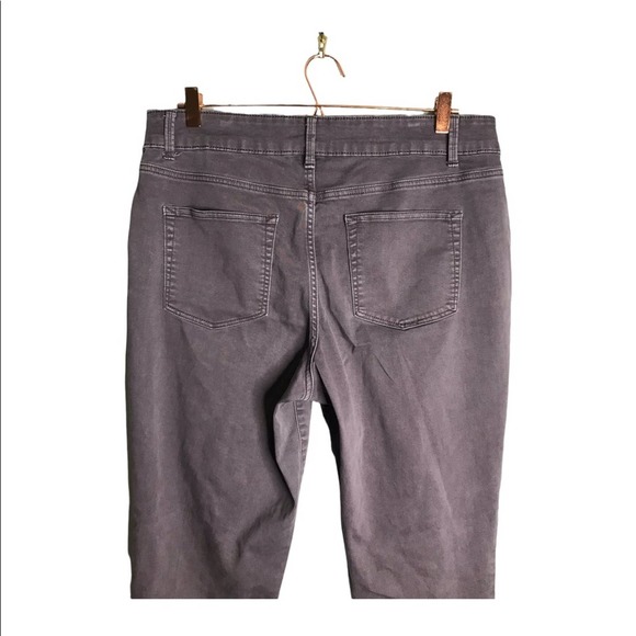 Maurice’s | High Rise Double Button Purple Jeans - Picture 8 of 8